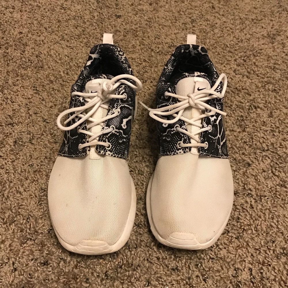 Nike Roshe Shoe